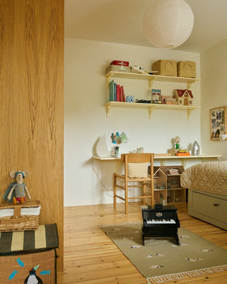 Vincent & Rose's Room, 6 & 3 years old