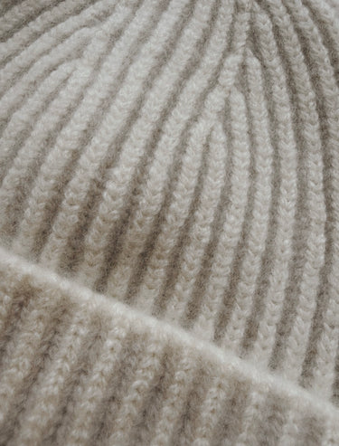 100% Cashmere Hue