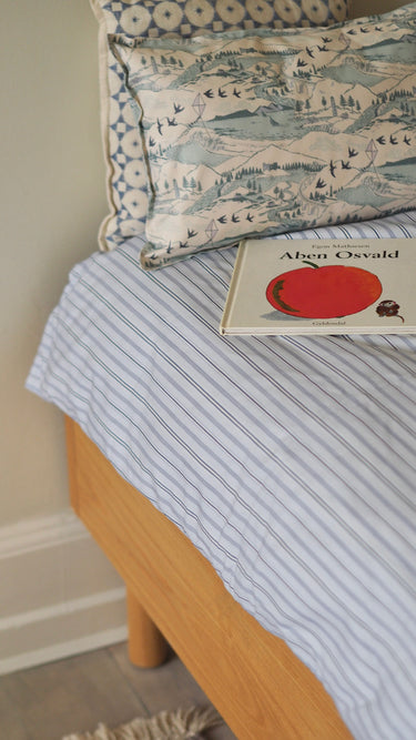 Junior Bedding Blue Stripes