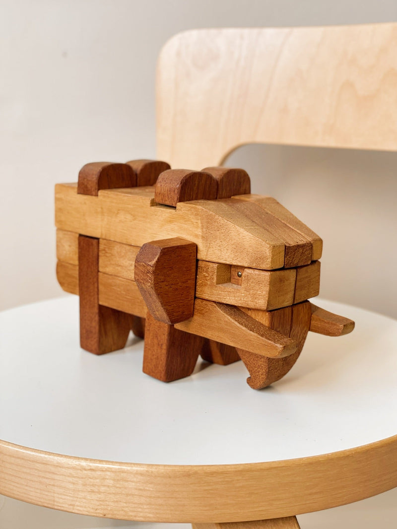 Vintage Teak Elephant from Vintage